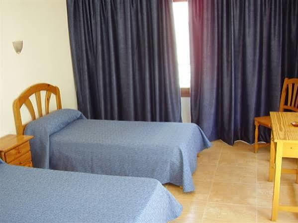 Hostal Residencia Nicolau San Antonio  Luaran gambar